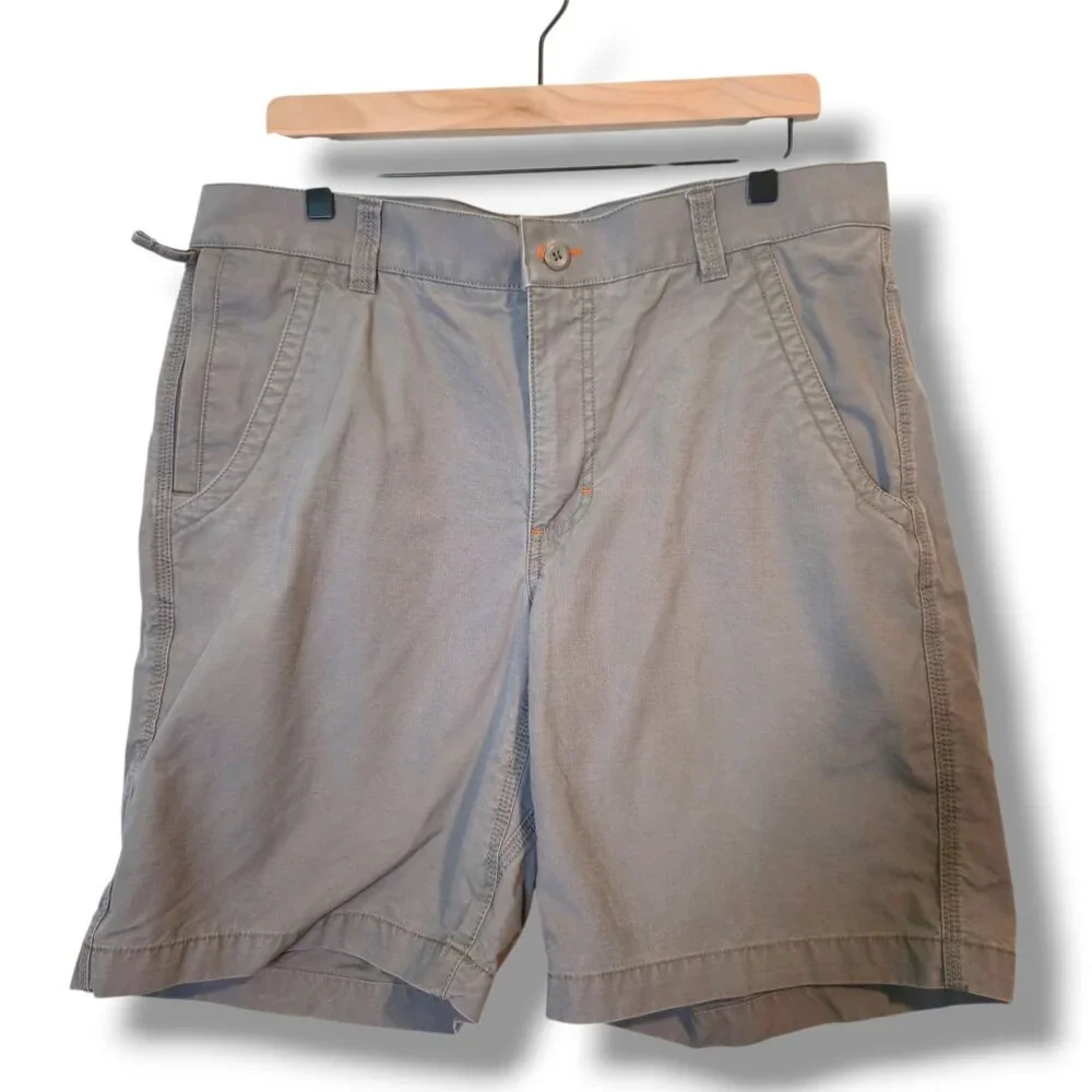 LL Bean shorts mens 36 gray flat front standard fit chino casual preppy